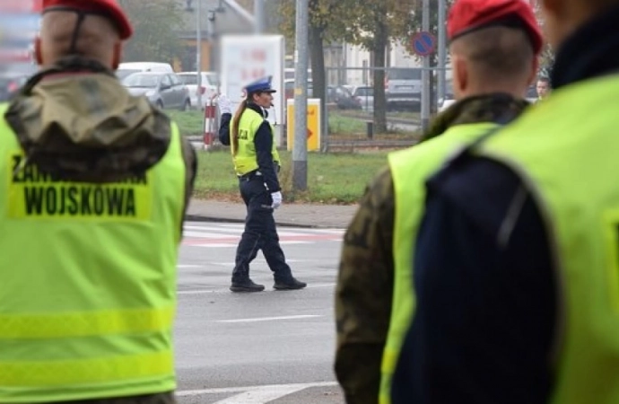 {Policjanci na Warmii i Mazurach od czwartku zaczynają akcję Znicz 2019.}